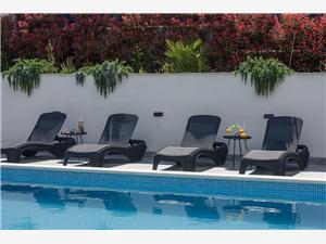 Apartments Villa B & Z Seget Vranjica, Size 50.00 m2, Accommodation with pool