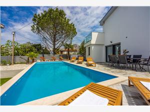 Villa Porat Kvarners islands, Size 140.00 m2, Accommodation with pool