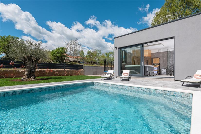 Villa ALISON