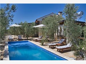 Accommodation with pool Blue Istria,Book  Valencano From 428 €