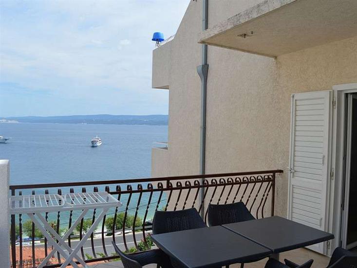Apartment A4, for 5 persons