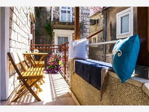 Apartmán Split a Trogir riviéra,Rezervujte  Nevenka Od 130 €