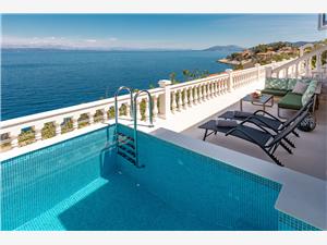 Huis Linda Zuid Dalmatische eilanden, Kwadratuur 150,00 m2, Accommodatie met zwembad, Lucht afstand tot de zee 50 m