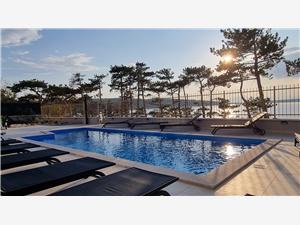 Villa Punta Silo - luksuzni apartmani Silo - eiland Krk, Kwadratuur 50,00 m2, Accommodatie met zwembad, Lucht afstand tot de zee 100 m
