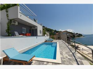 Alloggi con piscina Riviera di Spalato e Trogir (Traù),Prenoti  Sunny Da 128 €