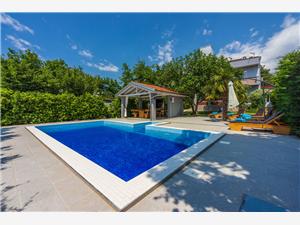 Villa Mayer Rijeka and Crikvenica riviera, Size 260.00 m2, Accommodation with pool, Airline distance to town centre 500 m