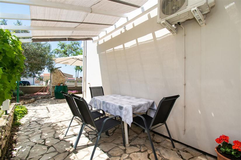 Apartament Ivan Vrsi
