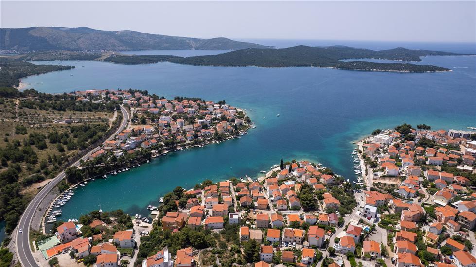 Accommodation Apartment Nikita Penthouse 96582 Zaboric (Sibenik ...