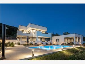 Vila Bura Rivijera Zadar, Kuća na osami, Kvadratura 300,00 m2, Smještaj s bazenom