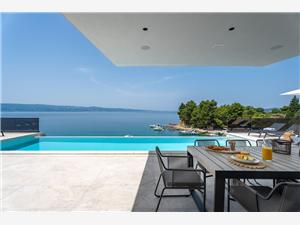 Beachfront accommodation Split and Trogir riviera,Book  Magma From 675 €