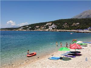 Ferienwohnungen Utjeha Montenegrinische Küste, Größe 97,00 m2, Entfernung vom Ortszentrum (Luftlinie) 600 m