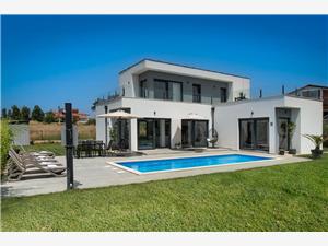 Villa Luna Fiorini Brtonigla (Novigrad), Kvadratura 125,00 m2, Namestitev z bazenom