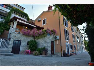 Ubytovanie pri mori Modrá Istria,Rezervujte  Lory Od 135 €