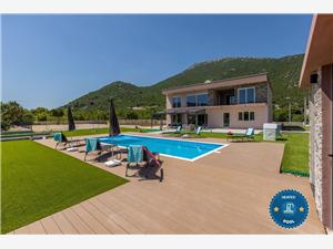 Alloggi con piscina Riviera di Spalato e Trogir (Traù),Prenoti  D Da 642 €