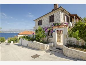 Apartment Middle Dalmatian islands,Book  Nada From 75 €