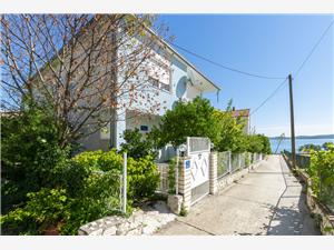 Appartement Split en Trogir Riviera,Reserveren  Sisters Vanaf 250 €