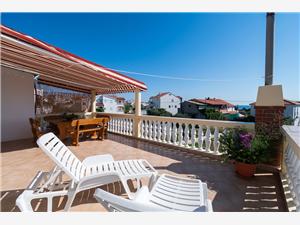 Apartma Riviera Šibenik,Rezerviraj  Summerteracea Od 117 €