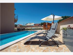 Prázdninové domy Modrá Istrie,Rezervuj  2 Od 4045 kč