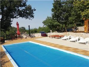 Dům Golovik Zelená Istrie, Prostor 180,00 m2, Soukromé ubytování s bazénem