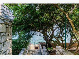 Hiša na samem Srednjedalmatinski otoki,Rezerviraj  Jasenka Od 250 €