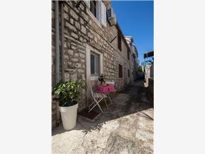 Appartements Lotti 2 Stari Grad - île de Hvar, Maison de pierres, Superficie 24,00 m2, Distance (vol d'oiseau) jusqu'au centre ville 200 m