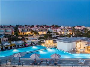 Apartamenty Sunnyside Petrcane ( Zadar ), Powierzchnia 45,00 m2, Kwatery z basenem, Odległość do morze mierzona drogą powietrzną wynosi 170 m