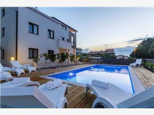 Hébergement avec piscine L’Istrie bleue,Réservez  whirlpool-om De 152 €