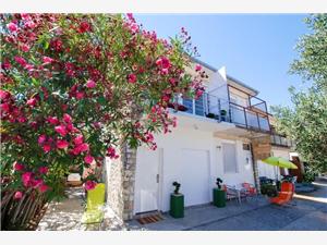 Appartement Split en Trogir Riviera,Reserveren  Rozankovic Vanaf 42 €