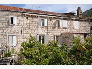 Apartment Nives Vis - island Vis, Stone house, Size 75.00 m2, Airline distance to town centre 100 m