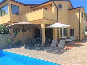 House Rab Escape 2 , Size 80.00 m2, Accommodation with pool, Airline distance to the sea 200 m