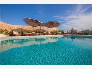Hébergement avec piscine Les iles de la Dalmatie centrale,Réservez  Giove De 585 €
