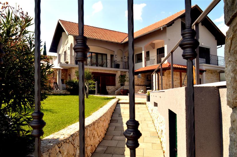 Villa Kamenia