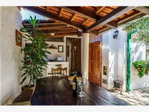 Vakantie huizen Sibenik Riviera,Reserveren  Romeo Vanaf 114 €