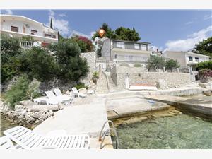 Beachfront accommodation Split and Trogir riviera,Book  Sanja From 50 €
