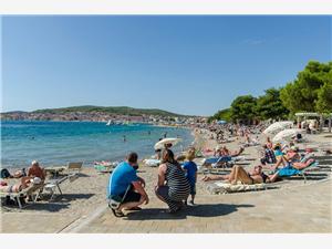 Alloggi con piscina Riviera di Šibenik (Sebenico),Prenoti  nature Da 235 €