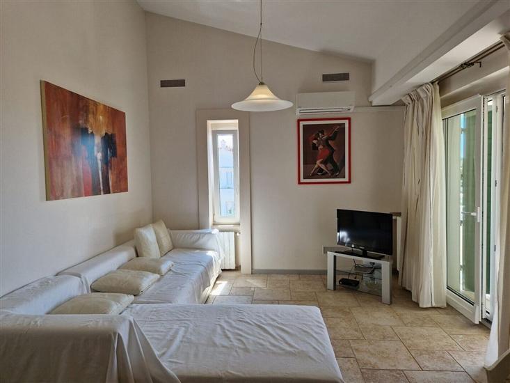 Apartment A5, for 6 persons
