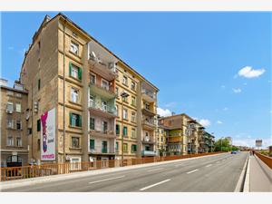 Apartman Stross Rijeka, Kvadratura 55,00 m2, Zračna udaljenost od centra mjesta 500 m
