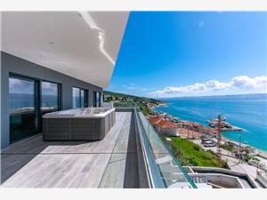 Villa Split en Trogir Riviera,Reserveren  Leona Vanaf 890 €