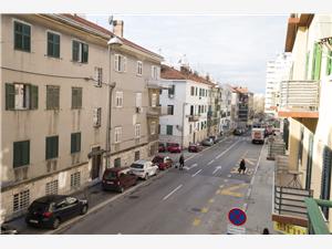 Appartement Split et la riviera de Trogir,Réservez  Apartments De 342 €