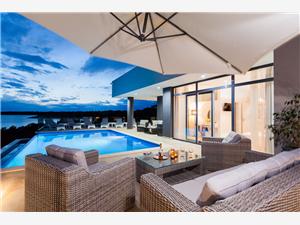 Vila Jasmina , Rozloha 150,00 m2, Ubytovanie s bazénom, Vzdušná vzdialenosť od mora 50 m