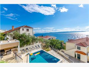 Villa Damjan Okrug Gornji (Ciovo), Size 250.00 m2, Accommodation with pool, Airline distance to the sea 30 m